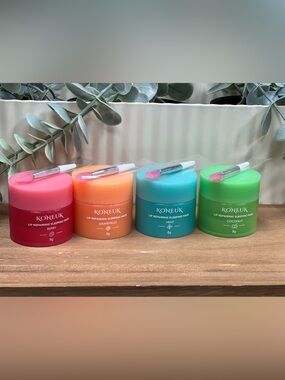 Koneuk Mint Lip Repairing Sleeping Mask — Hydrating Overnight Balm (Green)